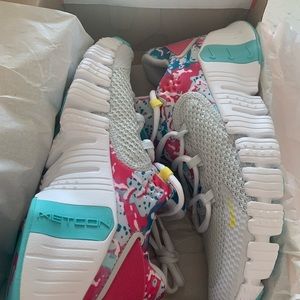 Brand New Nike Free Metcon 4
Women's Training Shoes